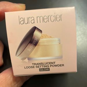 NIB Laura Mercier